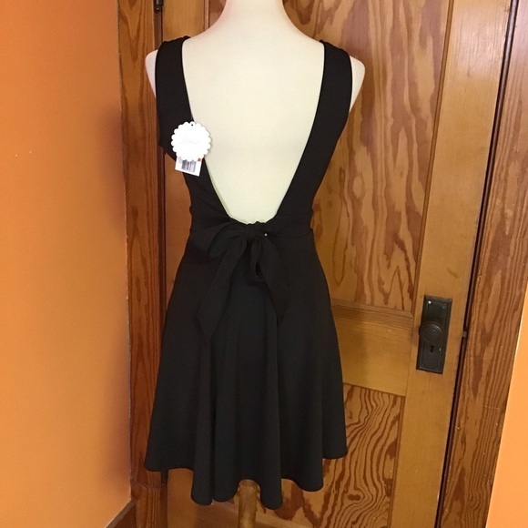 NWT Soprano Black Plunging Sexy Fit & Flare Dress - Picture 9 of 14